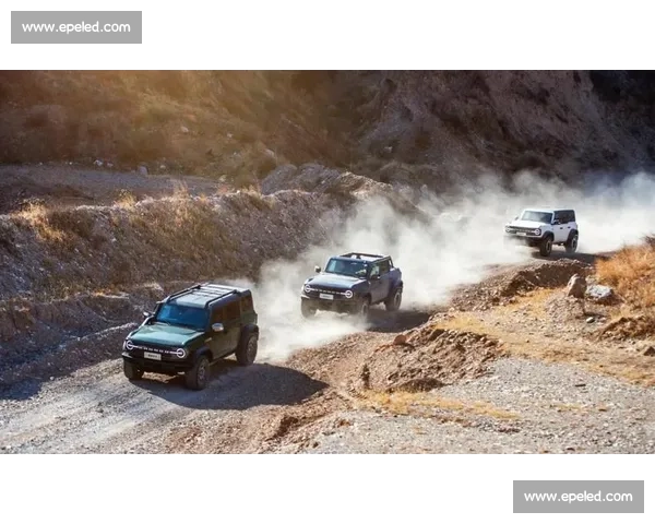 极限越野挑战赛：穿越荒野与山脉的速度与耐力对决